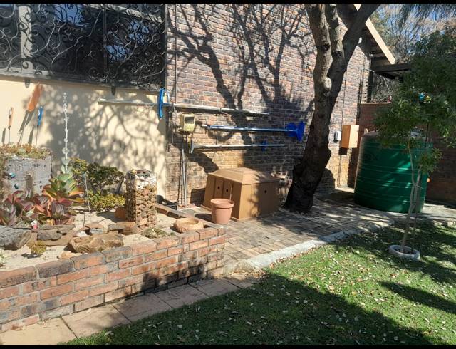4 BEDROOM HOUSE FOR SALE IN SAFARI GARDENS